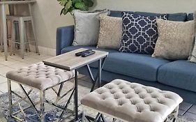 Ultra Glam Apartment 5 Miles From Hard Rock Casino